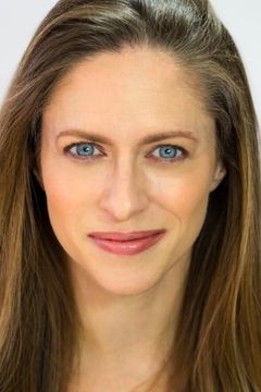 Kate Bayley interpreta Tennessee Waitress