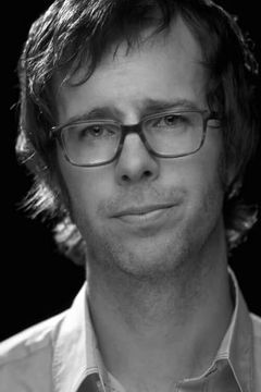 Ben Folds interpreta Piano Teacher (uncredited)