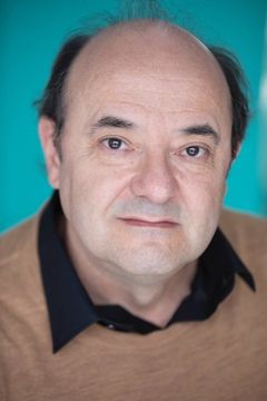François Legrand interpreta Virgil St-James
