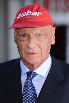 Niki Lauda interpreta Self (archive footage)