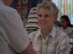 Trent Sullivan interpreta Michael