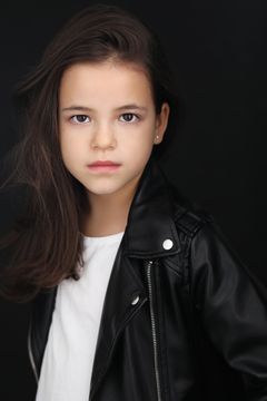 Isla Sunar interpreta Molly