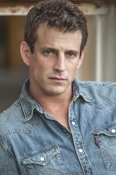 Caleb Michaelson interpreta Henley's Frat Boy #4