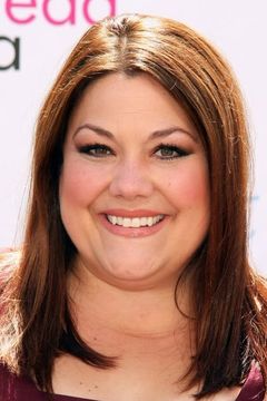 Brooke Elliott interpreta Woman in Park