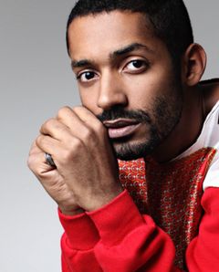 Yemi A.D. interpreta Glenstorm Son 2