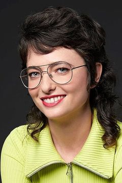 Sarah Sherman interpreta Frankie