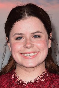 Jessie Ennis interpreta Rachel