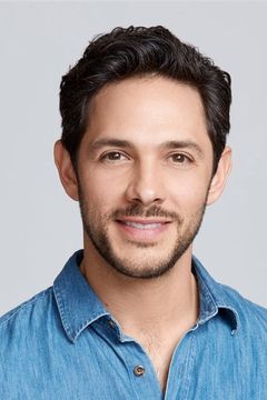 Michael Rady interpreta Jack