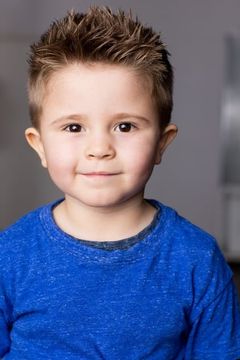Dash McCloud interpreta Leaf