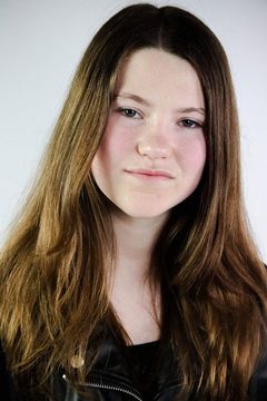 Taitum Pitfield interpreta Merkid