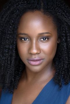 Joy Brunson interpreta Johnnie