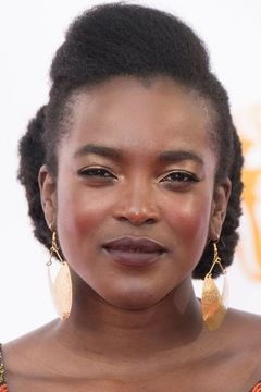Wunmi Mosaku interpreta DC Holly Lawson