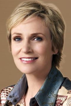 Jane Lynch interpreta Dominique Blatt