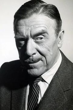 Leo G. Carroll interpreta Captain George Melbeck