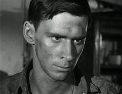 Burt Brinckerhoff interpreta Andrew