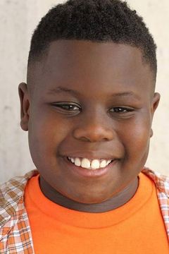 Abraham Clinkscales interpreta Jace