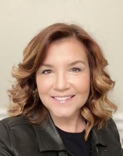 Rosanne Sorrentino interpreta Pepper