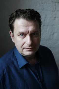 Peter Trabner interpreta Apotheker