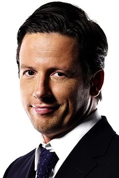 Ross McCall interpreta Ron Clark
