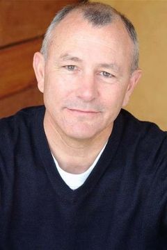 Tim Halligan interpreta Cook Show Director