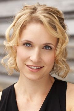 Andrea Runge interpreta Beth