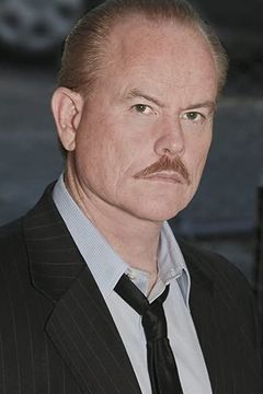 Marc Macaulay interpreta'Digger' Soames