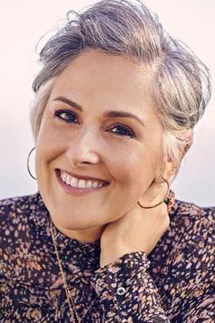 Ricki Lake interpreta Noelle