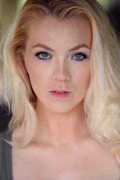 Cassidy Alexandra Kahler interpreta Flash's Prom Date (uncredited)