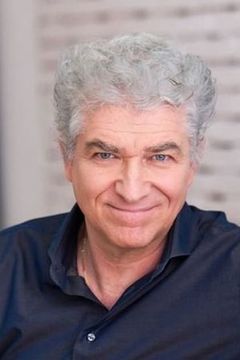 Gioele Dix interpreta Ettore Rizzo