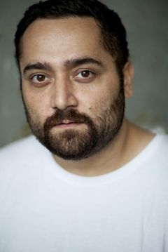 Kailas Mahadevan interpreta Bodyguard 1