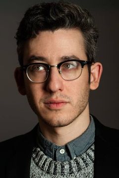 Sam Haft interpreta Man in Gate of Horn