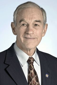 Ron Paul interpreta Himself - 2008 Presidential Candidate