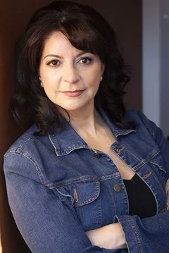 Stephanie Herrera interpreta Wendy Bouchard