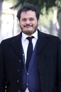 Antonio Gerardi interpreta Antonio Di Pietro