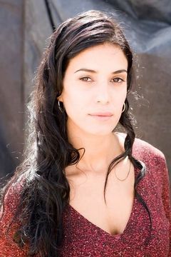 Hadar Ratzon Rotem interpreta Safiya