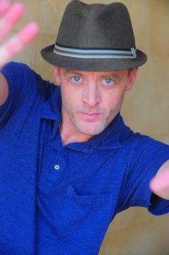 Finneus Egan interpreta Scratch: Barbossa's Crew