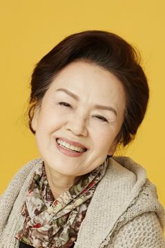 Jung Young-sook interpreta Monday Granny