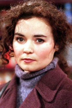Jayne Ashbourne interpreta Helen