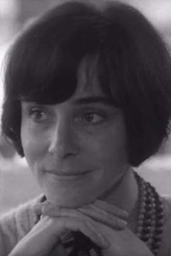 Edith Zetline interpreta Josette