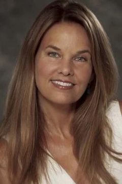 Sherilyn Wolter interpreta Eleanor Norris / Elena Nikolas