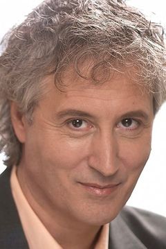 James Donadio interpreta Photographer