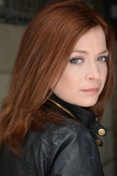 Karyn Mott interpreta Becky Sue Balling