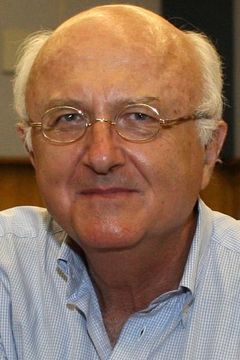 Vladimir Cosma interpreta Lui-même, au studio d'enregristrement pour Poupette