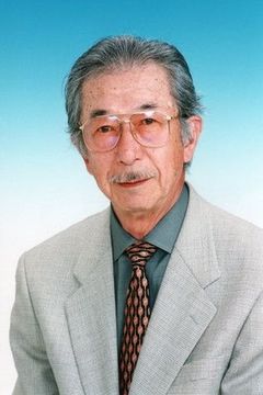 Tadashi Nakamura interpreta Sir Archer (voice)