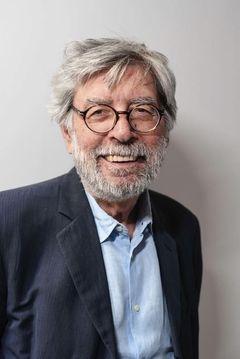 Domenico Starnone interpreta Professore