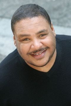 Walter K. Jordan interpreta Thug
