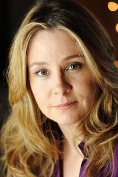 Megan Follows interpreta Supermarket Cashier (uncredited)