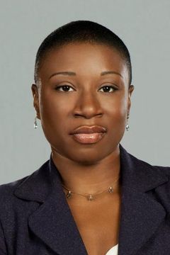 Aisha Hinds interpreta Henrietta Wilson