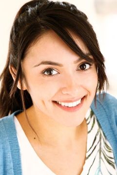 Myrna Velasco interpreta Jessica Cruz / Green Lantern (voice)