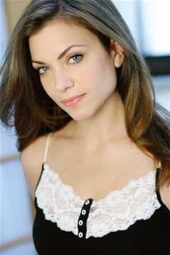 April Martucci interpreta Audition Girl (uncredited)